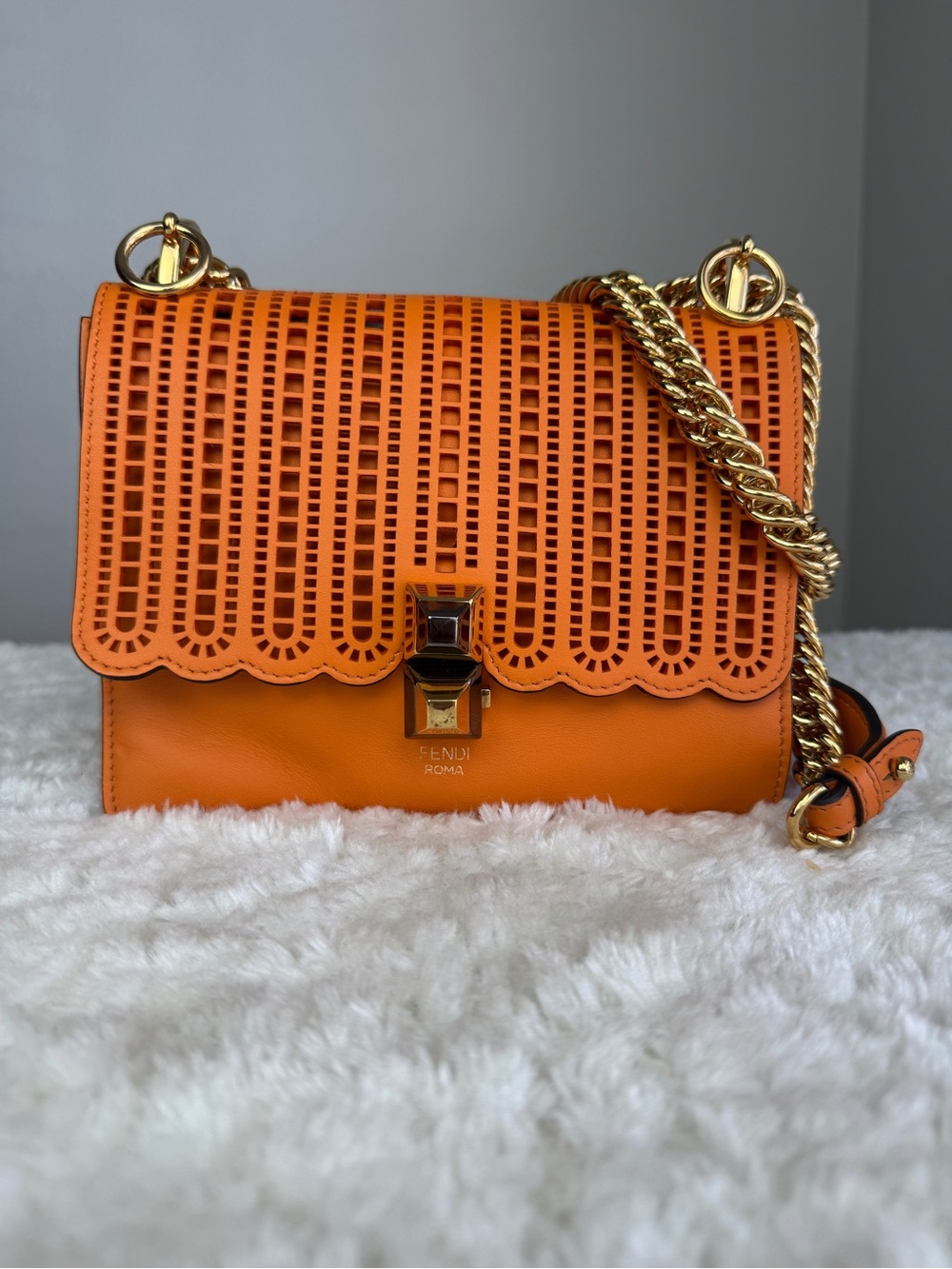 Fendi  kan I Orange Laser-Cut Leather Shoulder Bag with Gold Chain